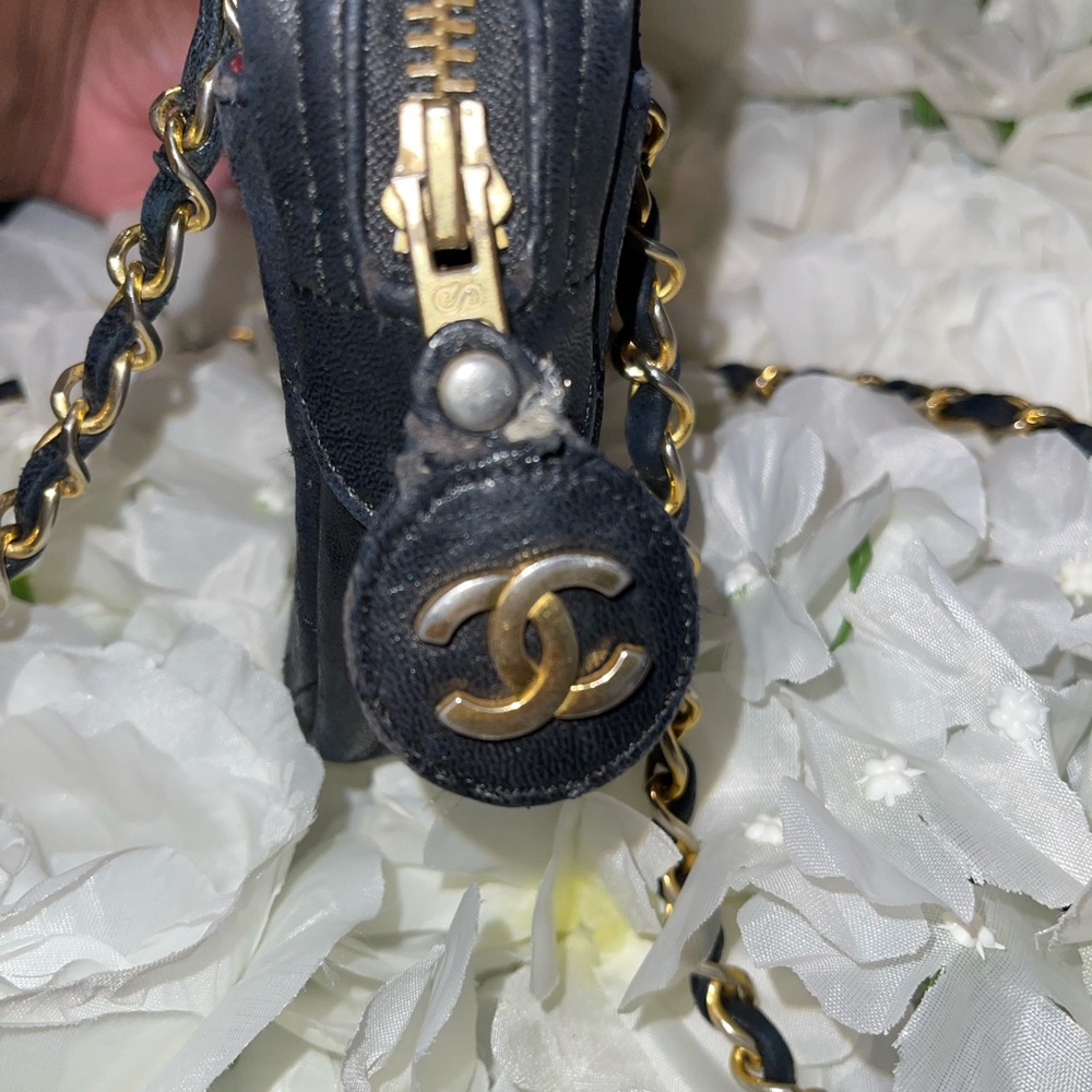 Chanel Matelasse Chain Black Shoulder Bag Vintage With COA - Picture 4 of 11